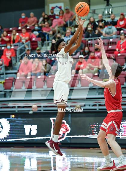 Thumbnail 2 in Blytheville vs. Dardanelle (AAA 4A State Round One) photogallery.