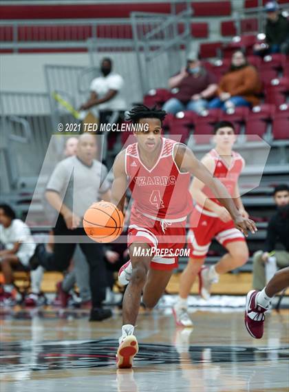 Thumbnail 1 in Blytheville vs. Dardanelle (AAA 4A State Round One) photogallery.