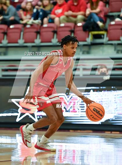 Thumbnail 2 in Blytheville vs. Dardanelle (AAA 4A State Round One) photogallery.