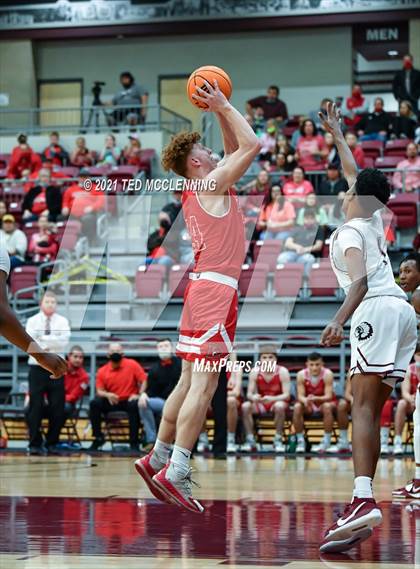 Thumbnail 2 in Blytheville vs. Dardanelle (AAA 4A State Round One) photogallery.