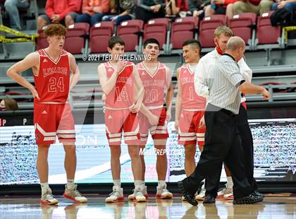 Thumbnail 3 in Blytheville vs. Dardanelle (AAA 4A State Round One) photogallery.