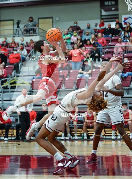Thumbnail 3 in Blytheville vs. Dardanelle (AAA 4A State Round One) photogallery.