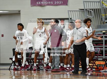 Thumbnail 3 in Blytheville vs. Dardanelle (AAA 4A State Round One) photogallery.