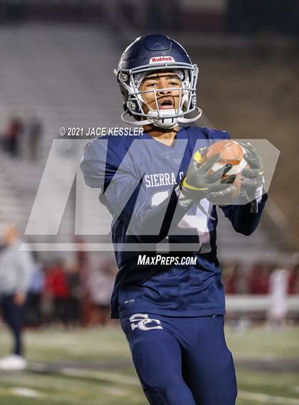 Thumbnail 3 in Orange Lutheran @ Sierra Canyon - CIF SS D2 Semi Final photogallery.