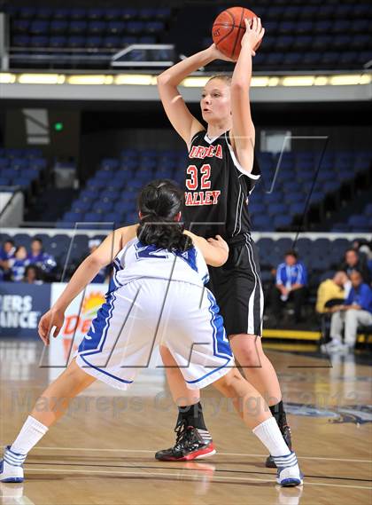 Thumbnail 1 in Culver City vs. Murrieta Valley (CIF SS DIV 2A Final) photogallery.