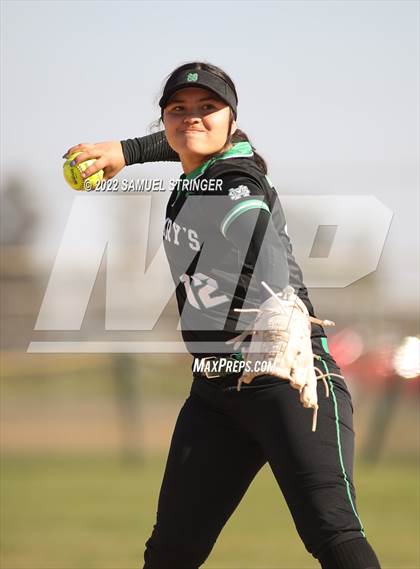 Thumbnail 2 in Ceres vs. St. Mary's (Rainbow Classic) photogallery.
