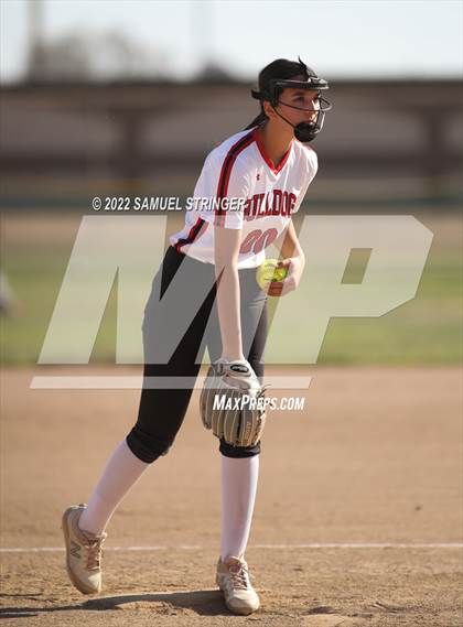 Thumbnail 2 in Ceres vs. St. Mary's (Rainbow Classic) photogallery.