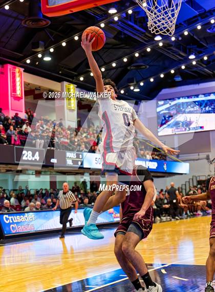 Thumbnail 3 in Archbishop Stepinac vs. Iona Prep photogallery.