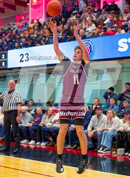 Thumbnail 3 in Archbishop Stepinac vs. Iona Prep photogallery.