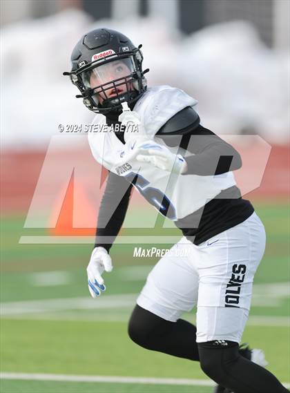 Thumbnail 3 in Denver East vs. Grandview (CHSAA 5A First Round) photogallery.