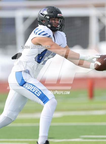 Thumbnail 1 in Denver East vs. Grandview (CHSAA 5A First Round) photogallery.