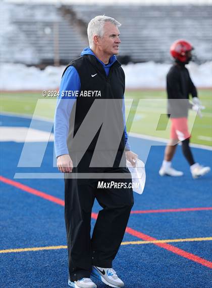 Thumbnail 1 in Denver East vs. Grandview (CHSAA 5A First Round) photogallery.