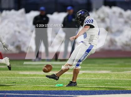 Thumbnail 2 in Denver East vs. Grandview (CHSAA 5A First Round) photogallery.