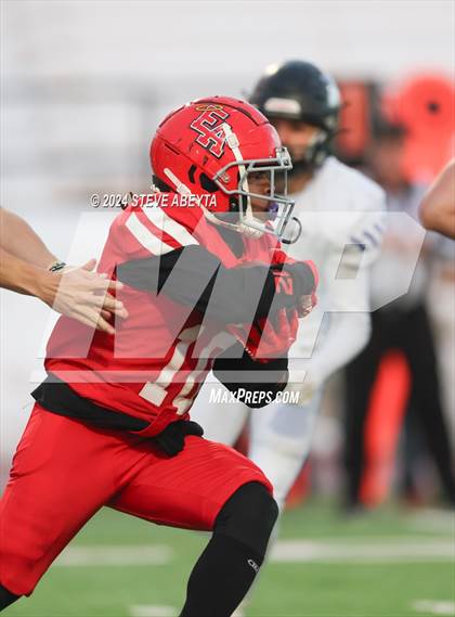 Thumbnail 1 in Denver East vs. Grandview (CHSAA 5A First Round) photogallery.