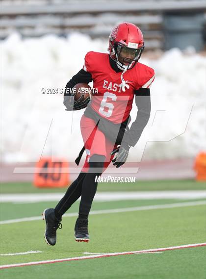 Thumbnail 1 in Denver East vs. Grandview (CHSAA 5A First Round) photogallery.