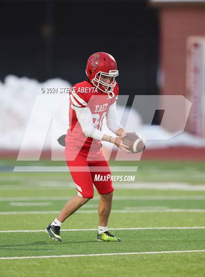 Thumbnail 2 in Denver East vs. Grandview (CHSAA 5A First Round) photogallery.
