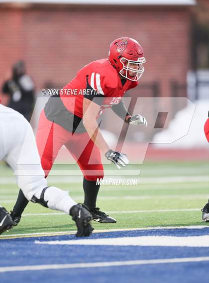 Thumbnail 1 in Denver East vs. Grandview (CHSAA 5A First Round) photogallery.