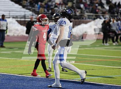 Thumbnail 1 in Denver East vs. Grandview (CHSAA 5A First Round) photogallery.