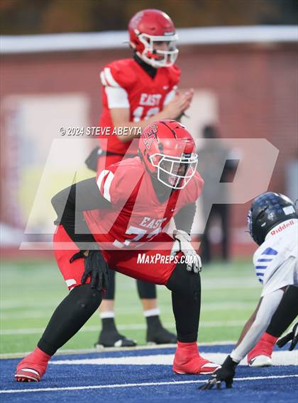 Thumbnail 2 in Denver East vs. Grandview (CHSAA 5A First Round) photogallery.