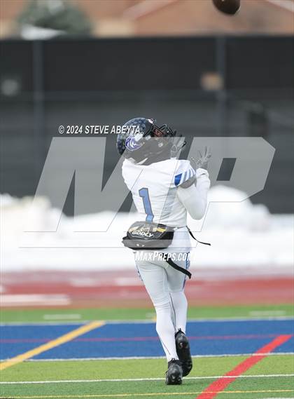 Thumbnail 1 in Denver East vs. Grandview (CHSAA 5A First Round) photogallery.