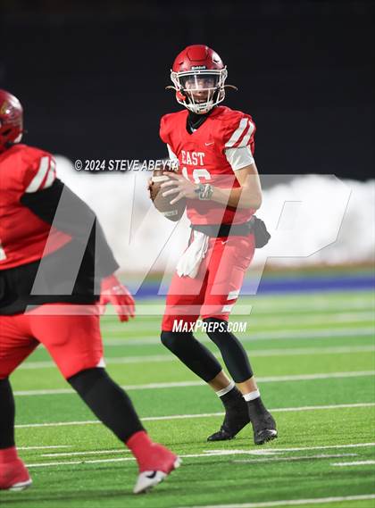 Thumbnail 3 in Denver East vs. Grandview (CHSAA 5A First Round) photogallery.