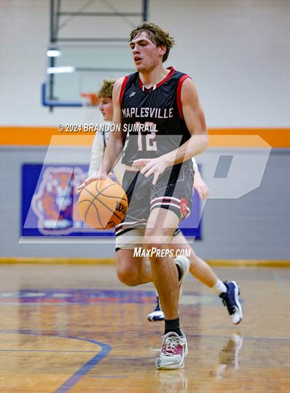Thumbnail 1 in Maplesville vs Jemison (Chilton County Tournament) photogallery.