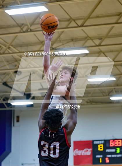 Thumbnail 2 in Maplesville vs Jemison (Chilton County Tournament) photogallery.