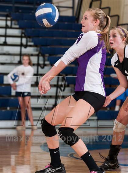 Thumbnail 3 in Douglas County @ Legend photogallery.