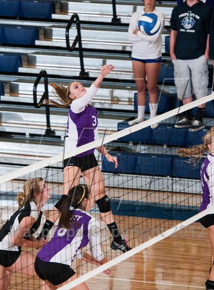 Thumbnail 3 in Douglas County @ Legend photogallery.