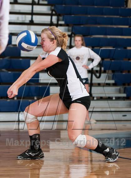 Thumbnail 1 in Douglas County @ Legend photogallery.