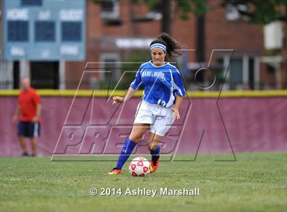 Thumbnail 2 in Maria Regina @ Monsignor McClancy photogallery.