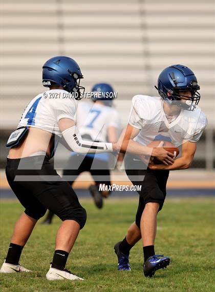 Thumbnail 2 in Frontier @ Arroyo Grande photogallery.