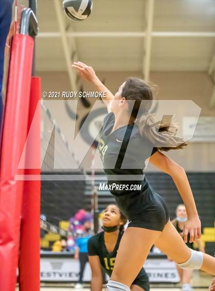 Thumbnail 1 in Del Norte @ Westview photogallery.