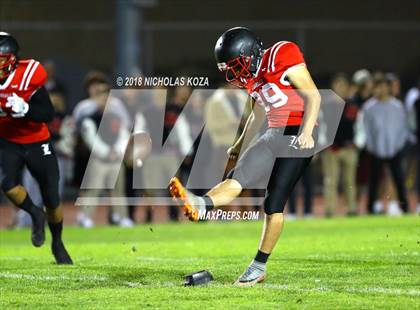 Thumbnail 3 in Palos Verdes vs. Lawndale (CIF SS D5 Final) photogallery.