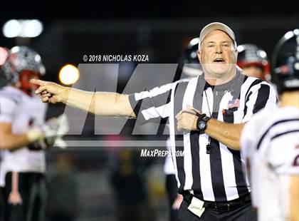 Thumbnail 1 in Palos Verdes vs. Lawndale (CIF SS D5 Final) photogallery.