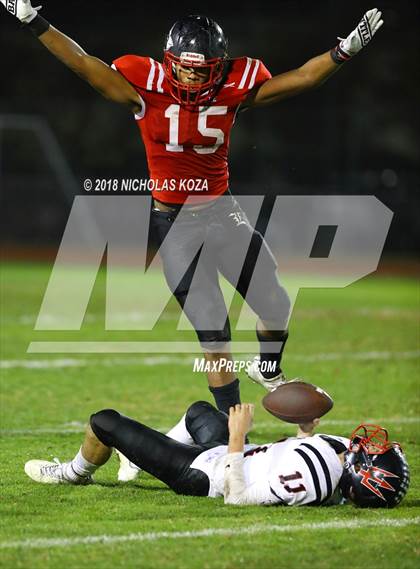 Thumbnail 3 in Palos Verdes vs. Lawndale (CIF SS D5 Final) photogallery.