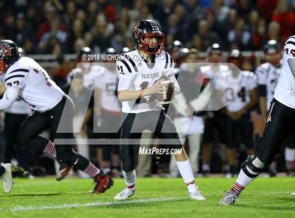 Thumbnail 2 in Palos Verdes vs. Lawndale (CIF SS D5 Final) photogallery.