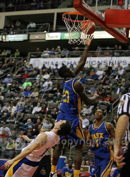 Thumbnail 3 in Vaux vs. Johnsonburg (PIAA Class A Final) photogallery.