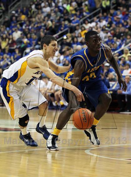Thumbnail 1 in Vaux vs. Johnsonburg (PIAA Class A Final) photogallery.