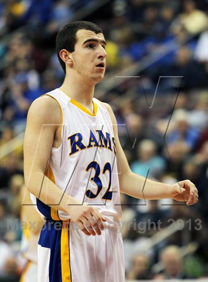 Thumbnail 2 in Vaux vs. Johnsonburg (PIAA Class A Final) photogallery.
