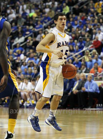 Thumbnail 3 in Vaux vs. Johnsonburg (PIAA Class A Final) photogallery.