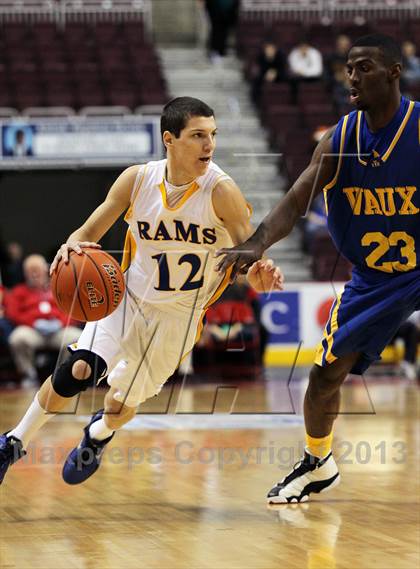 Thumbnail 3 in Vaux vs. Johnsonburg (PIAA Class A Final) photogallery.