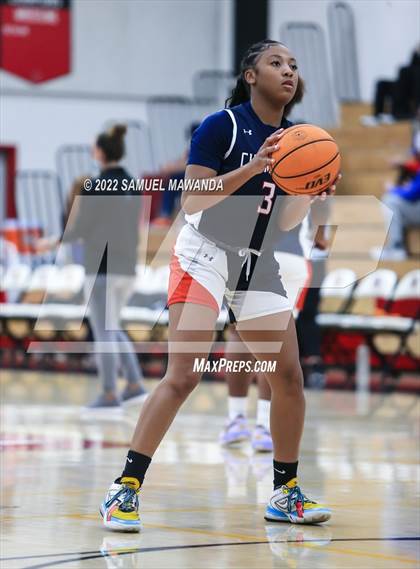 Thumbnail 1 in Brentwood School vs  Chaminade (Harvard-Westlake Invitational Classic) photogallery.