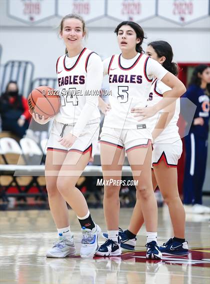 Thumbnail 2 in Brentwood School vs  Chaminade (Harvard-Westlake Invitational Classic) photogallery.