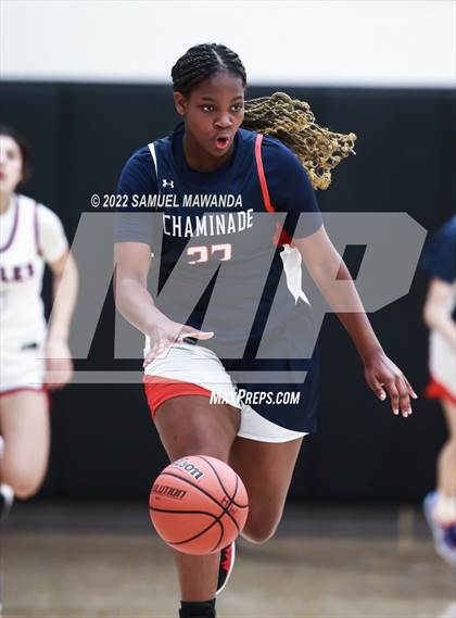 Thumbnail 2 in Brentwood School vs  Chaminade (Harvard-Westlake Invitational Classic) photogallery.
