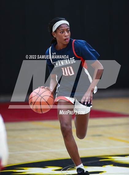 Thumbnail 2 in Brentwood School vs  Chaminade (Harvard-Westlake Invitational Classic) photogallery.