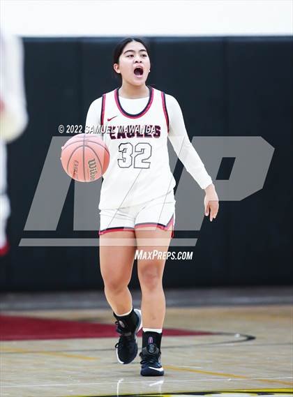 Thumbnail 1 in Brentwood School vs  Chaminade (Harvard-Westlake Invitational Classic) photogallery.