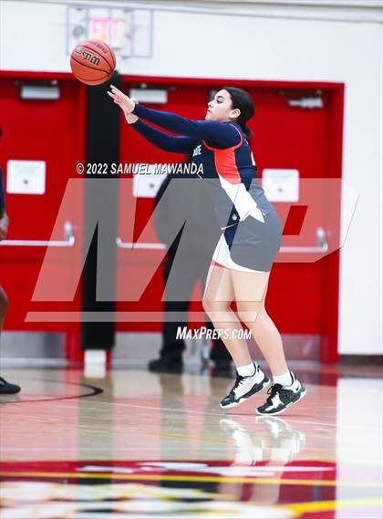 Thumbnail 1 in Brentwood School vs  Chaminade (Harvard-Westlake Invitational Classic) photogallery.