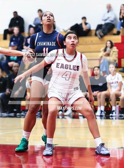 Thumbnail 2 in Brentwood School vs  Chaminade (Harvard-Westlake Invitational Classic) photogallery.
