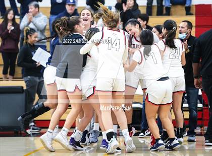 Thumbnail 3 in Brentwood School vs  Chaminade (Harvard-Westlake Invitational Classic) photogallery.